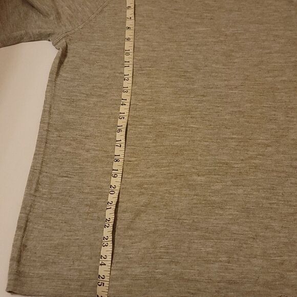 Vince wool and cashmere blend pullover size medium - Picture 5 of 8